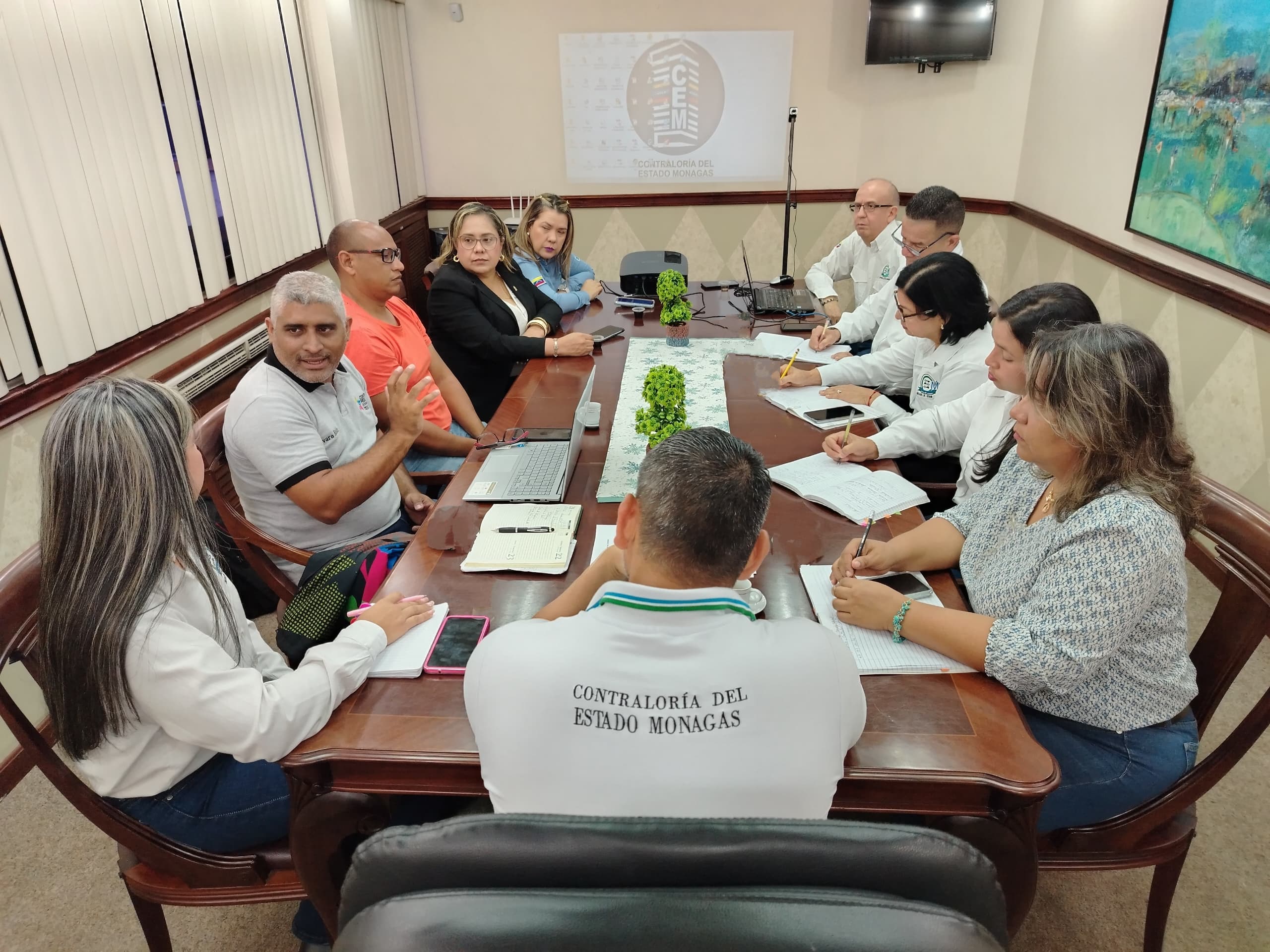 Contraloría del estado Monagas y Consejo Federal de Gobierno se unen en mesa de trabajo